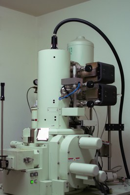 JEOL 7500F